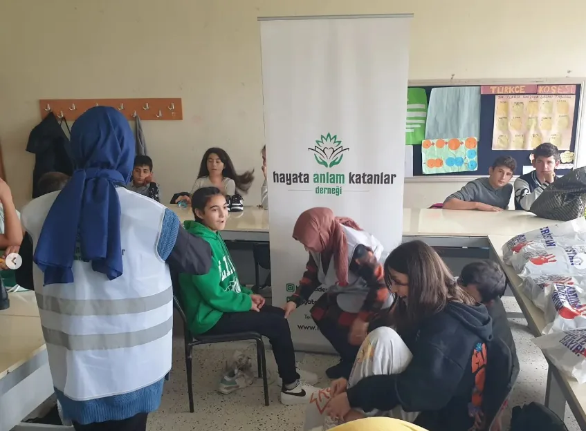 Çarşamba Kızılot Taşımalı Ortaokuluna Hediyeler