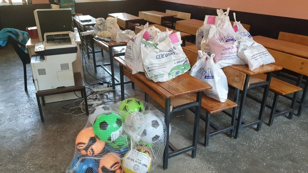 Alaçam Pelitbükü Köy Çocuklarına Hediyeler