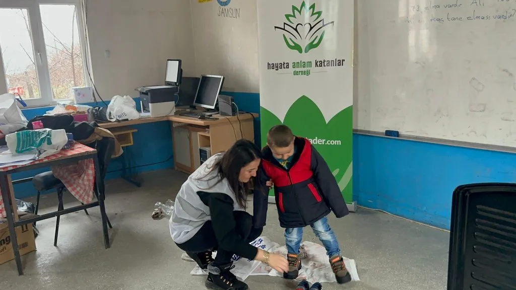 Vezirköprü Kaplançık İlkokuluna Hediyeler