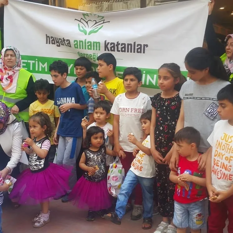 Yetim ve Mazlum Giydirme Çalışmaları