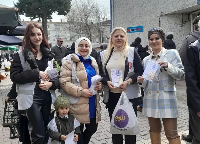 8 Martta Kadınlarımıza Hediyeler
