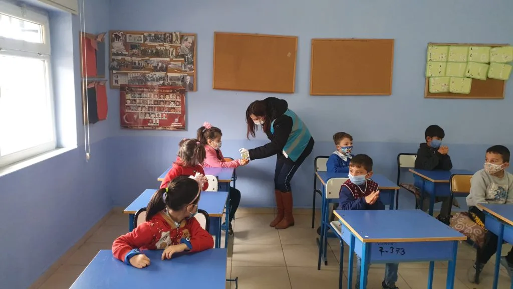 Halkahavlı Köy Çocuklarına Hediyeler