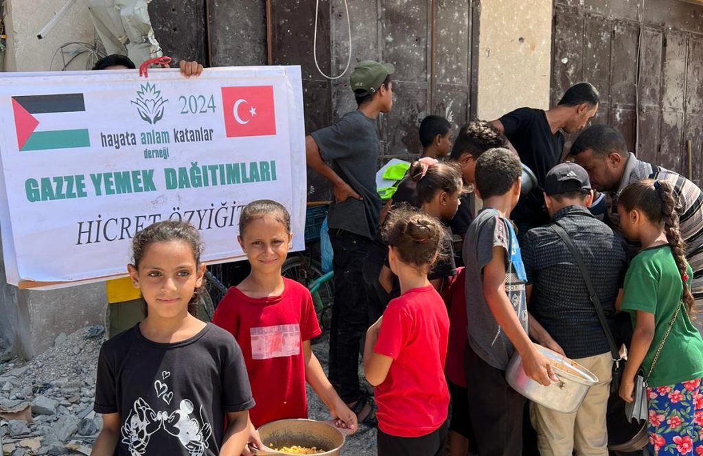Gazze Sıcak Yemek Dağıtımları