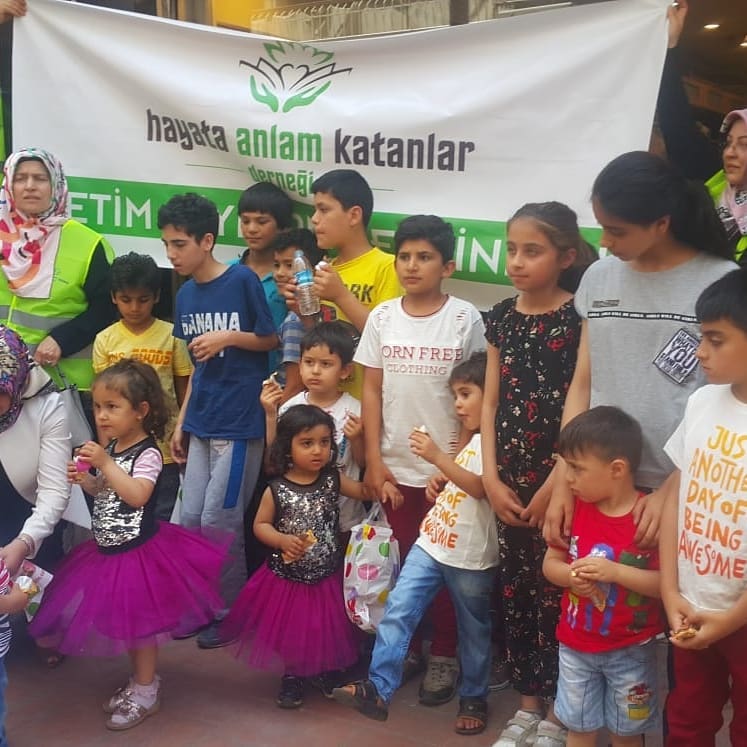 Yetim ve Mazlum Giydirme Çalışmaları