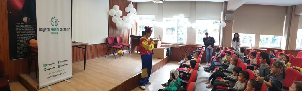 Kazim Özdemir Ilkokulu Hayata Okul