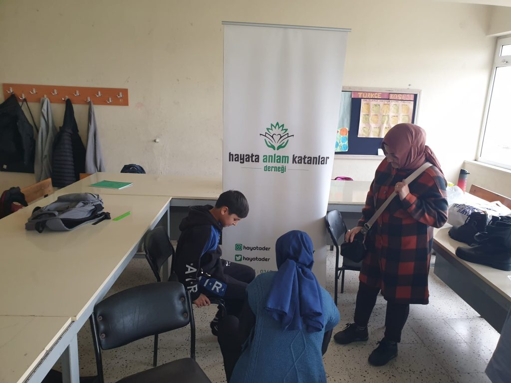 Çarşamba Kızılot Taşımalı Ortaokuluna Hediyeler