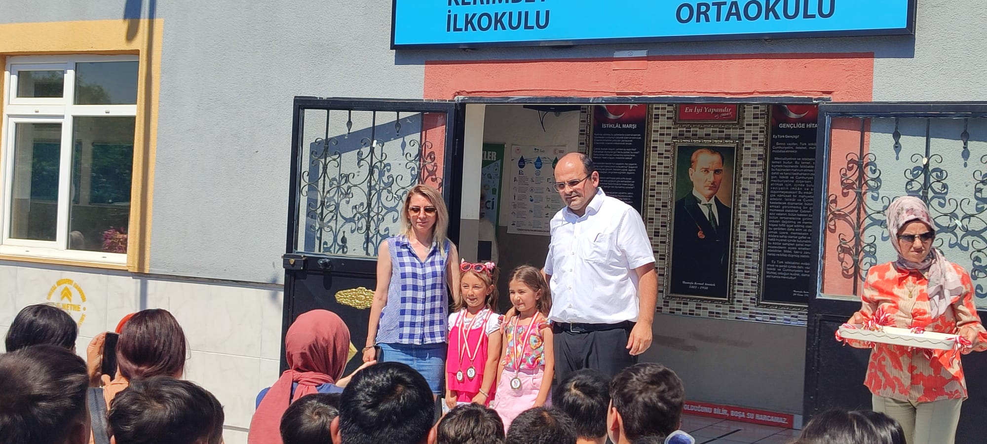 Tekkeköy’de çocuklar için dondurma şenliği